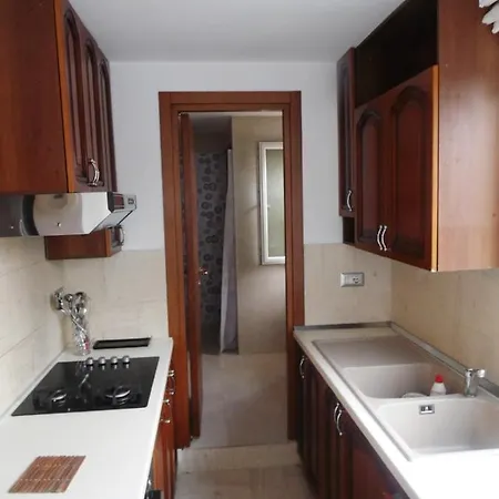 Blloku Wander Gem Tirana
